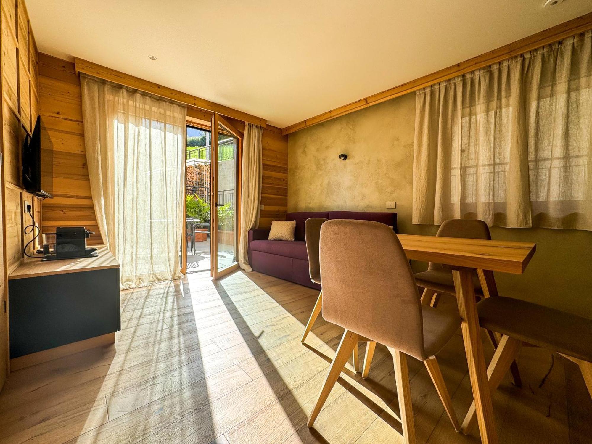 Vivi Suites & Spa - Boutique Guest House Molveno Exterior foto