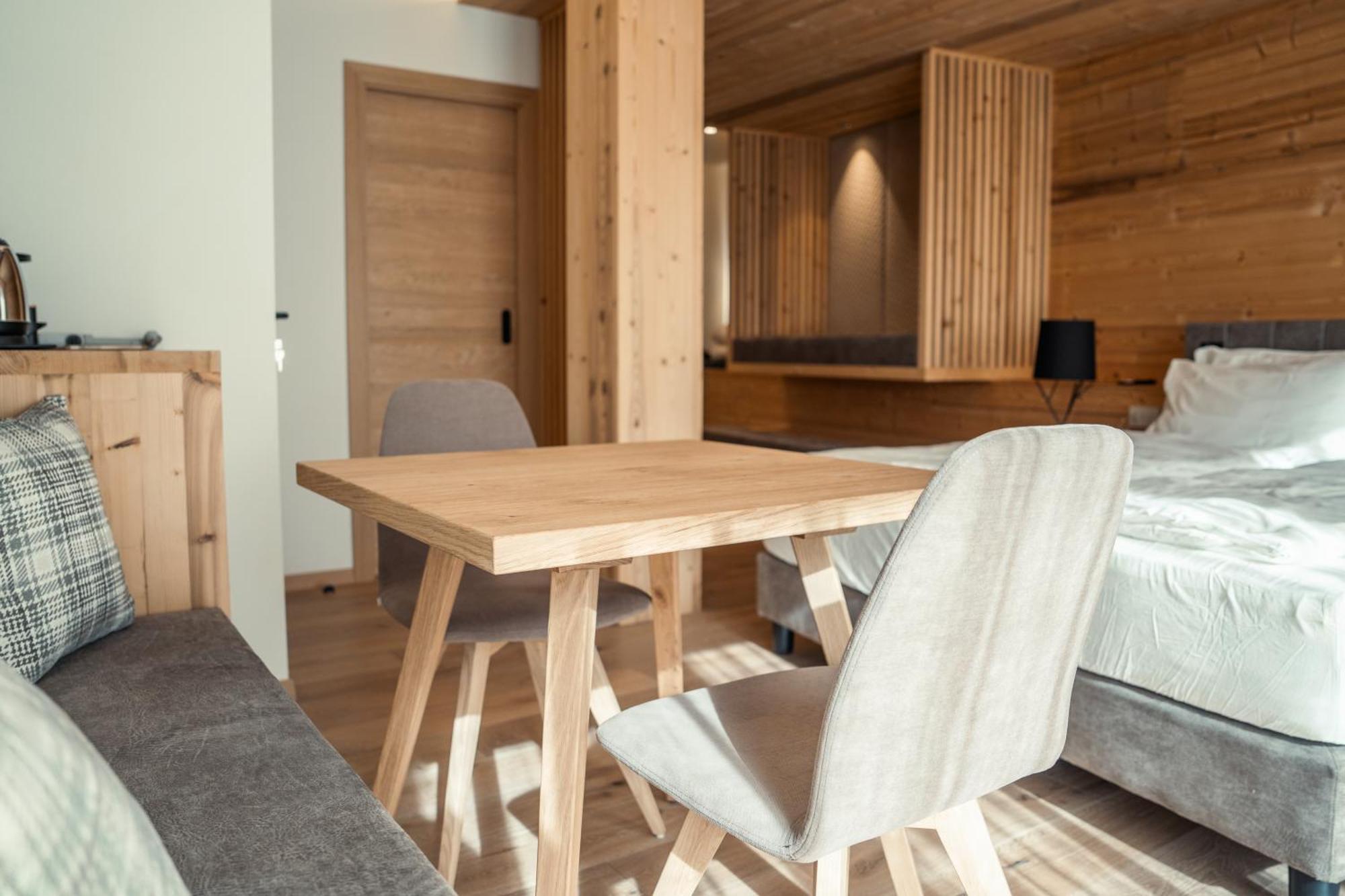 Vivi Suites & Spa - Boutique Guest House Molveno Exterior foto